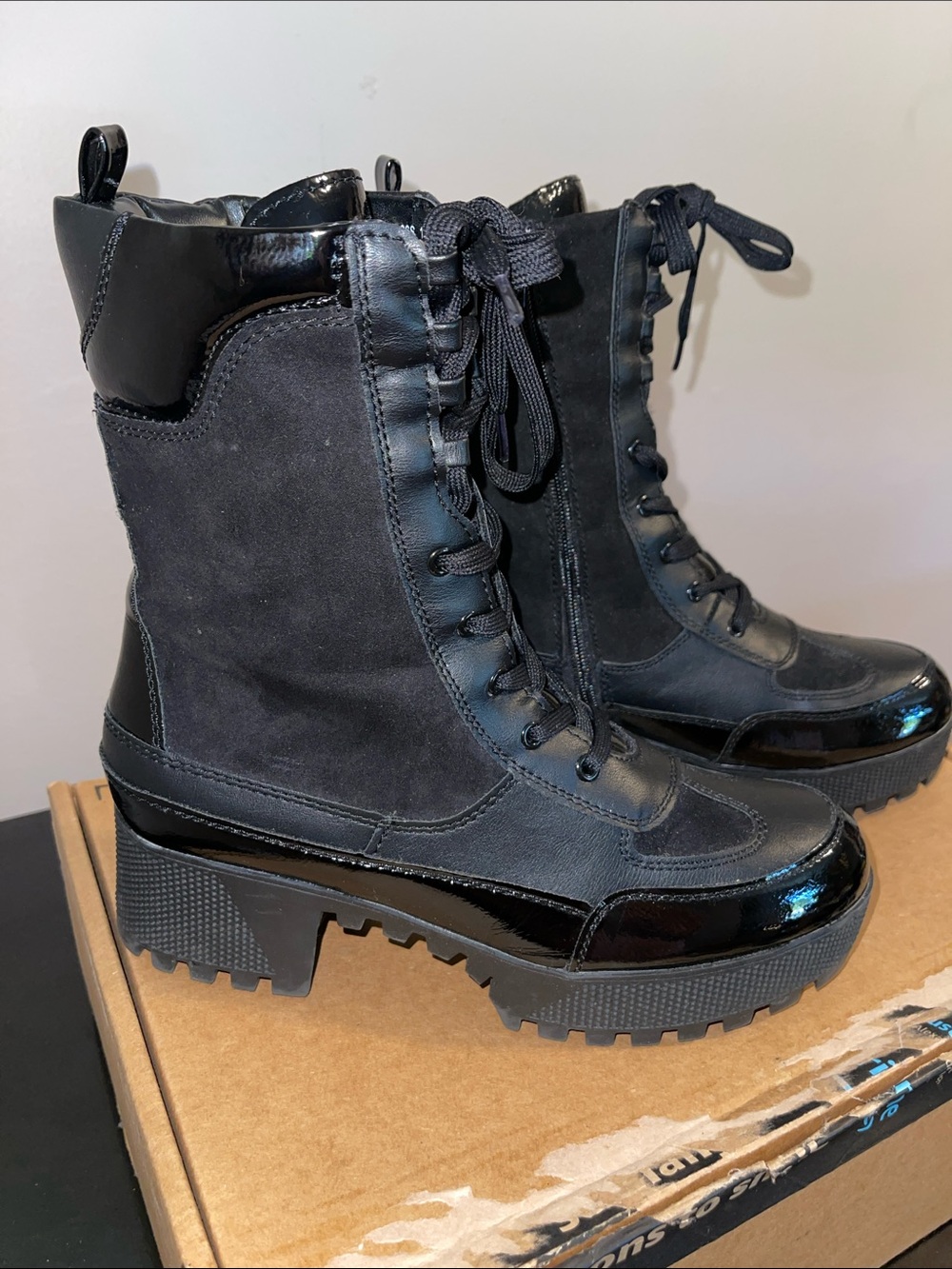 Women’s Black Lace-Up Platform Combat Boots 👢